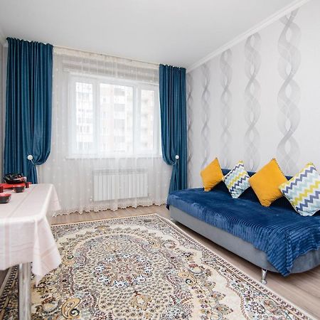 Apartment Zodiak 阿拉木图 外观 照片