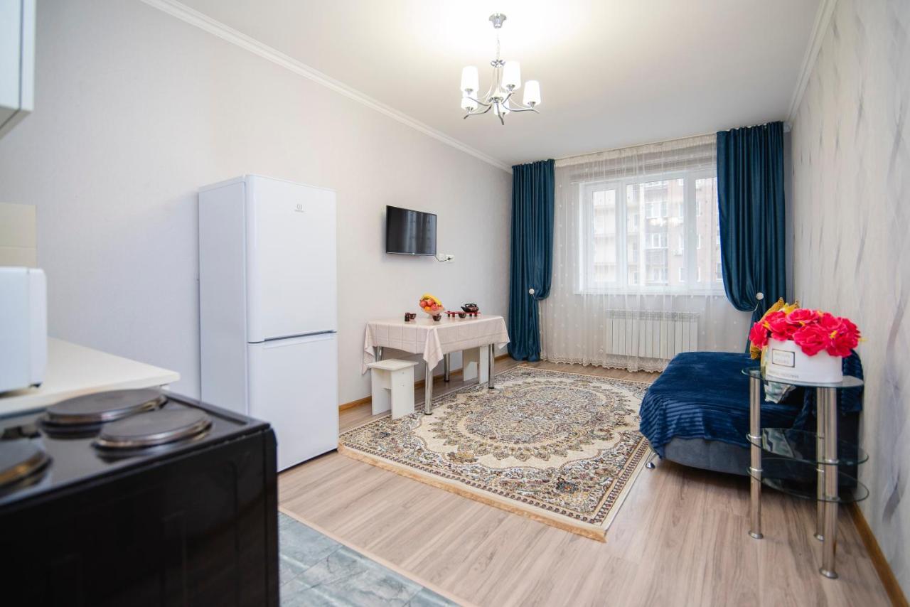 Apartment Zodiak 阿拉木图 外观 照片