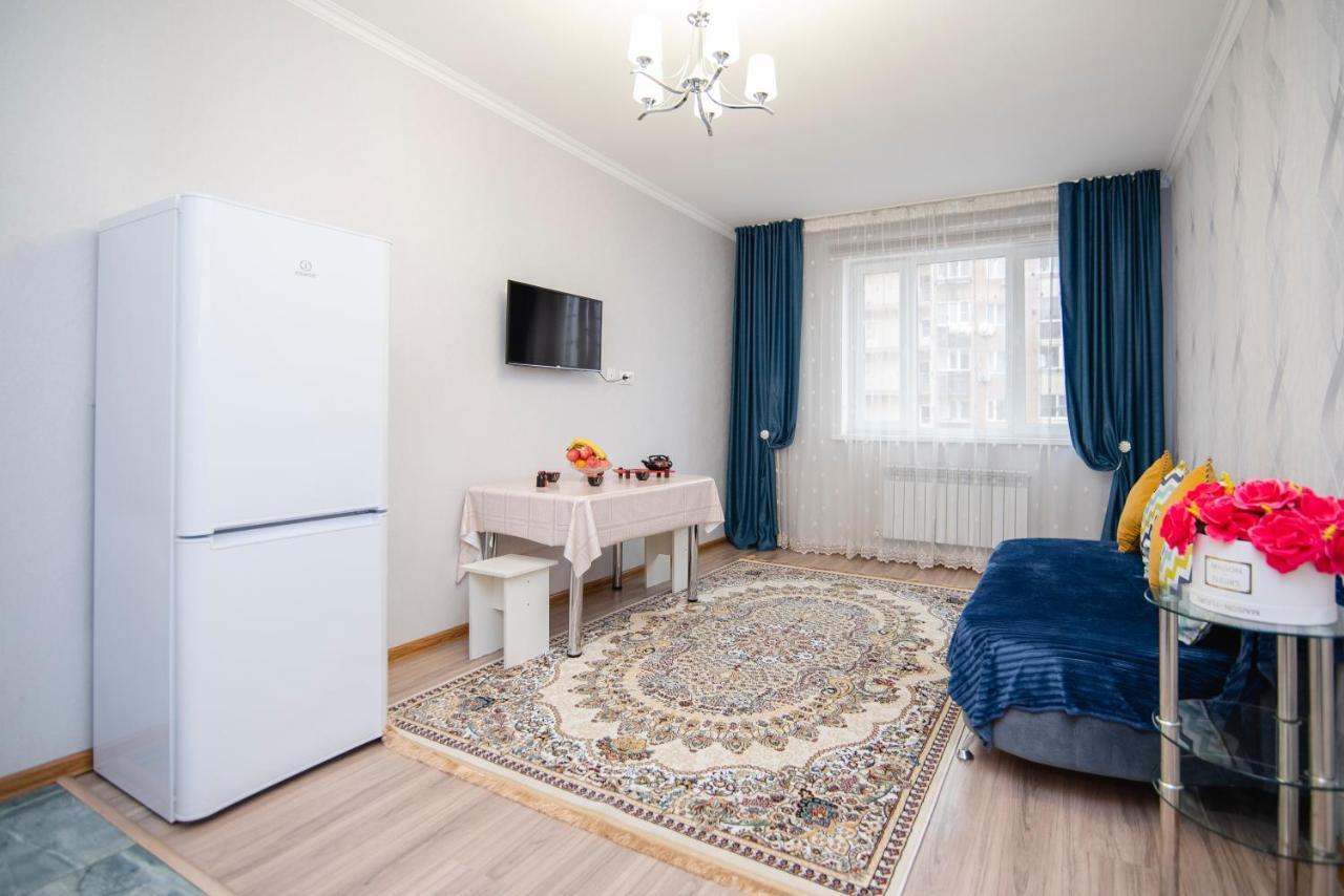 Apartment Zodiak 阿拉木图 外观 照片